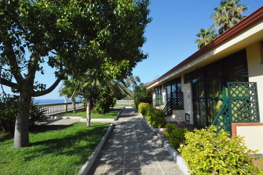My Villa Eden Torre Ruffa Exterior foto