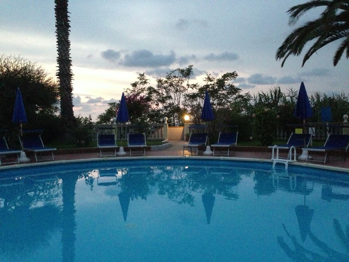 My Villa Eden Torre Ruffa Exterior foto